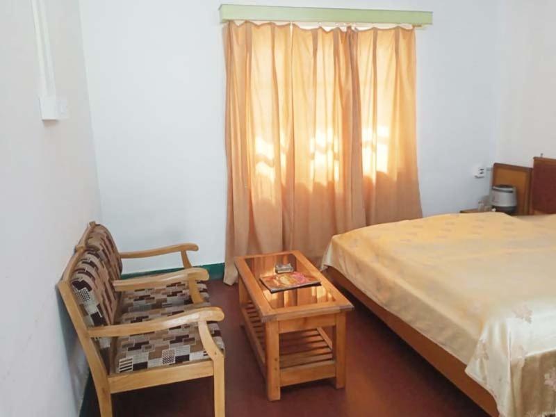 Gmvn Tourist Lodge Gangnāni Kültér fotó