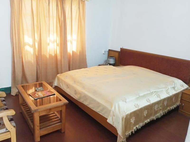 Gmvn Tourist Lodge Gangnāni Kültér fotó